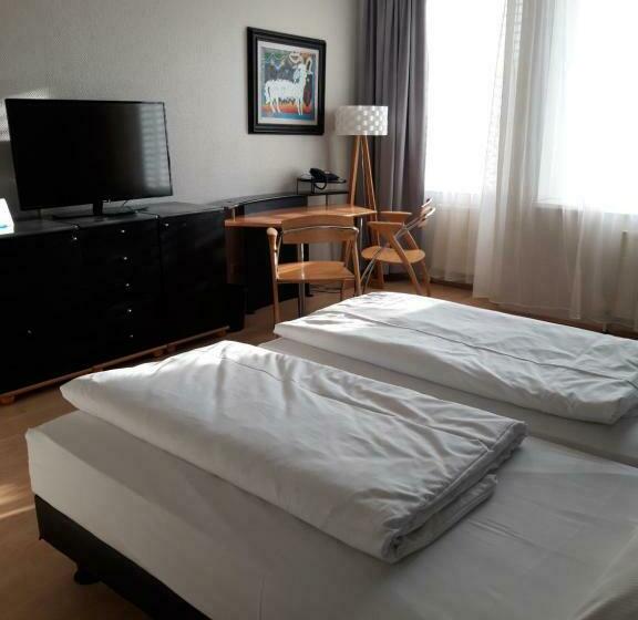 سوییت, City Hotel Berlin East