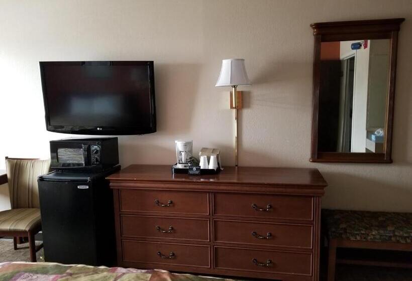 キングサイズベッドのスタンダードルーム, Briarwood Inn
