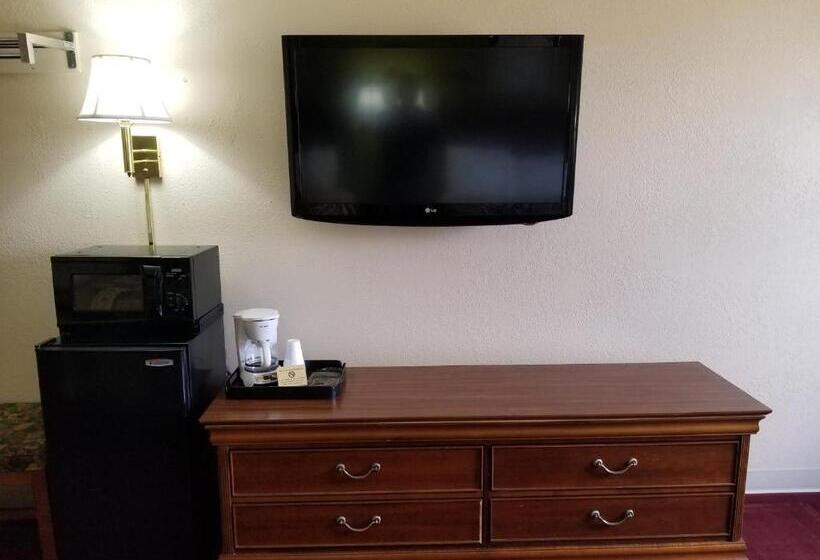 Quarto Estandar, Briarwood Inn