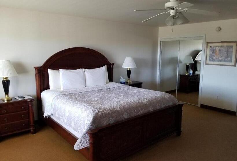 Люкс Кровать Кинг, Shore Stay Suites