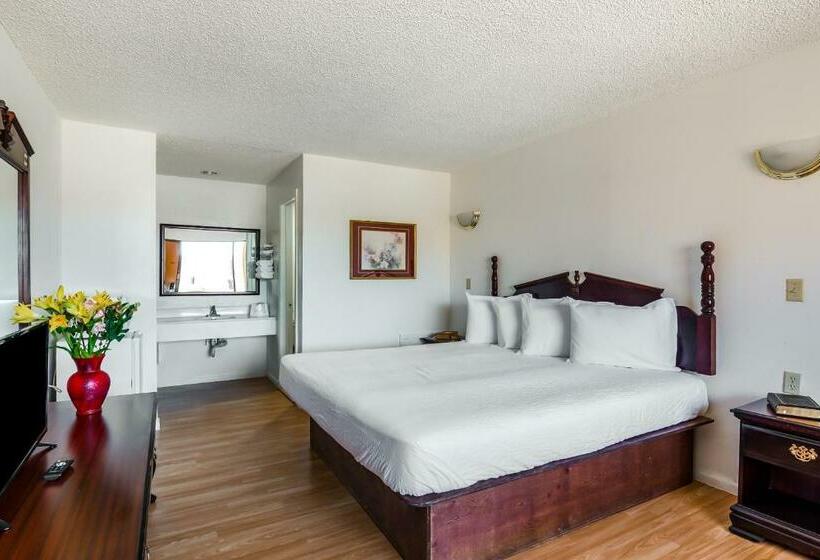 Стандартный Номер Кровать Кинг, Express Inn & Suites Groesbeck