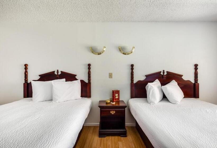 Номер Стандарт, Express Inn & Suites Groesbeck