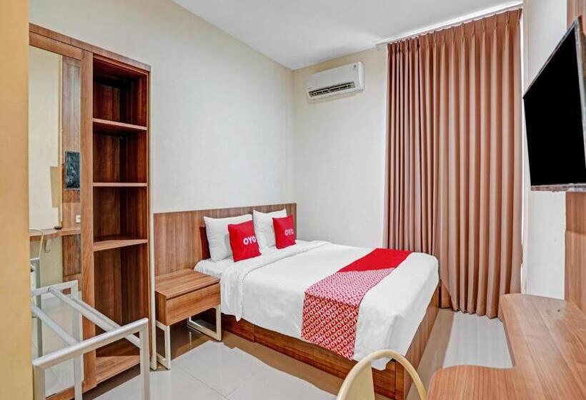 سوییت سوپریور, Oyo 90794 Kostel Bunda Waru Syariah