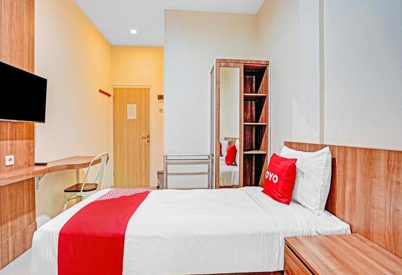 اتاق سوپریور, Oyo 90794 Kostel Bunda Waru Syariah