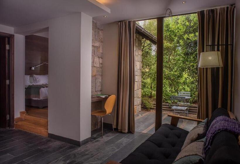 Номер Премиум Вид на Сад, Boutique Casadoca