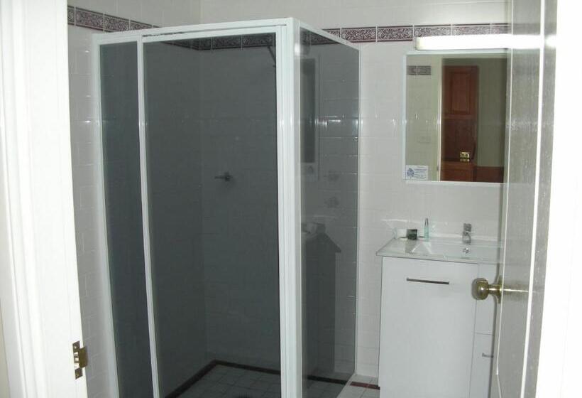 Номер Executive, Breakout Motor Inn