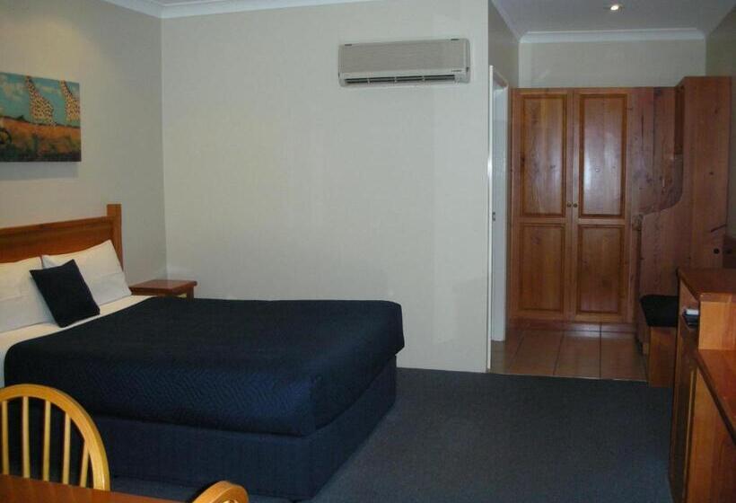 سوییت خانوادگی, Breakout Motor Inn