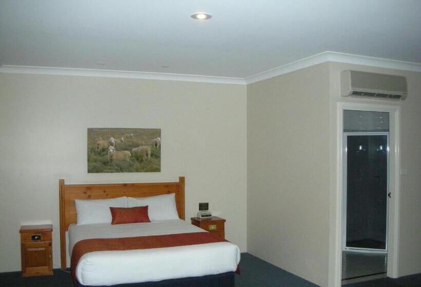 سوییت اجرایی, Breakout Motor Inn