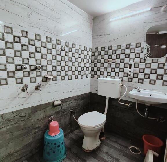 Номер Deluxe Одноместный, Shanti Inn