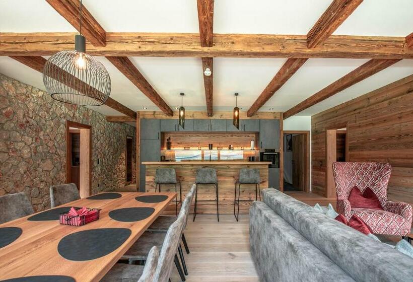 آپارتمان 1 خوابه با تراس, Natursinn Mountainchalets