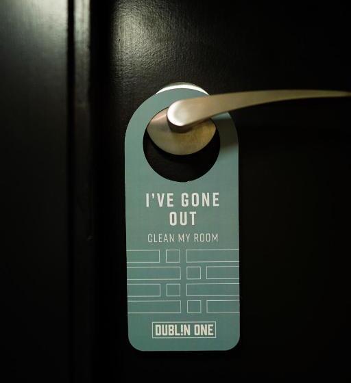 اتاق استاندارد سه نفره, Dublin One