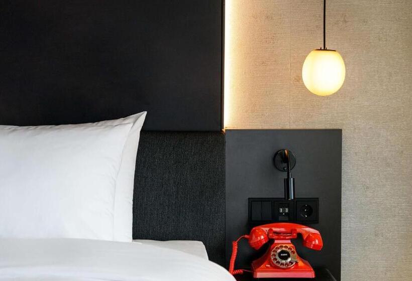 标准间内部标间, Radisson Red Hotel, Vienna