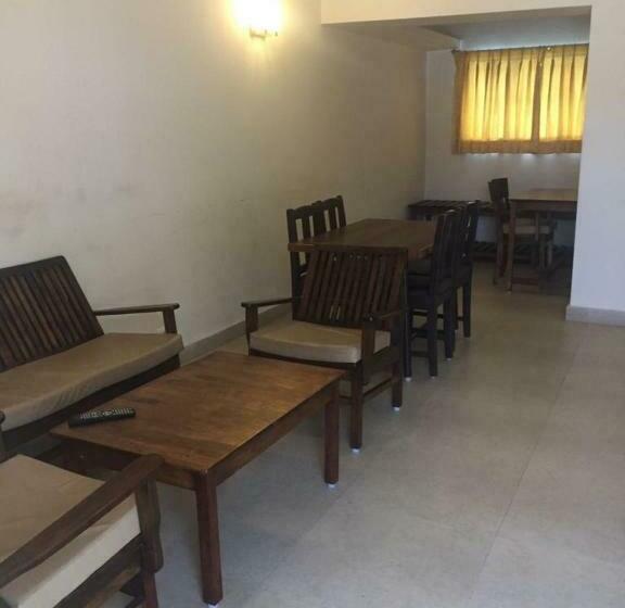 آپارتمان 2 خوابه, Stonycroft