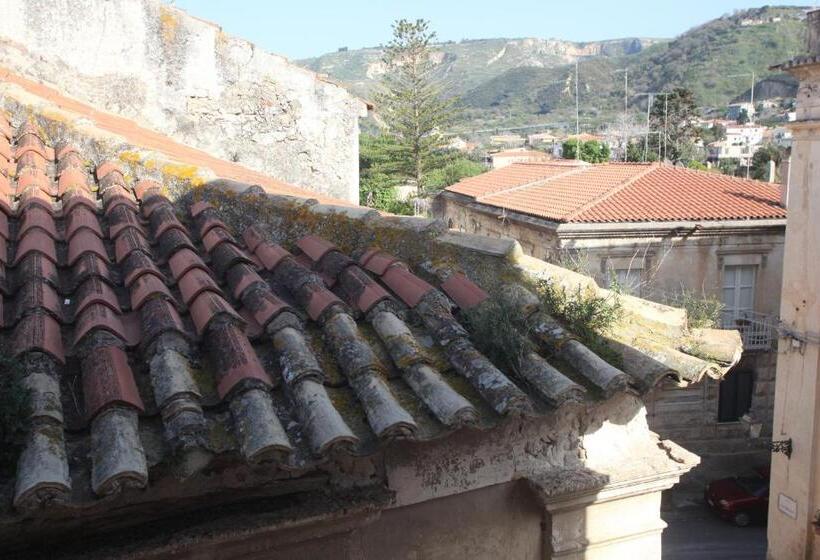استودیوی استاندارد, Al Vecchio Castello