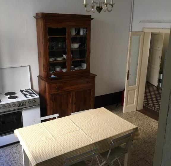 Апартаменты 1 Спальня, Bed & Breakfast Dèco
