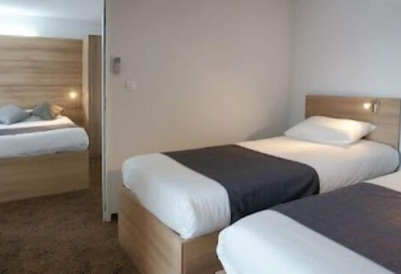 Четырехместный Номер Стандарт, Couett Hôtel Loudéac