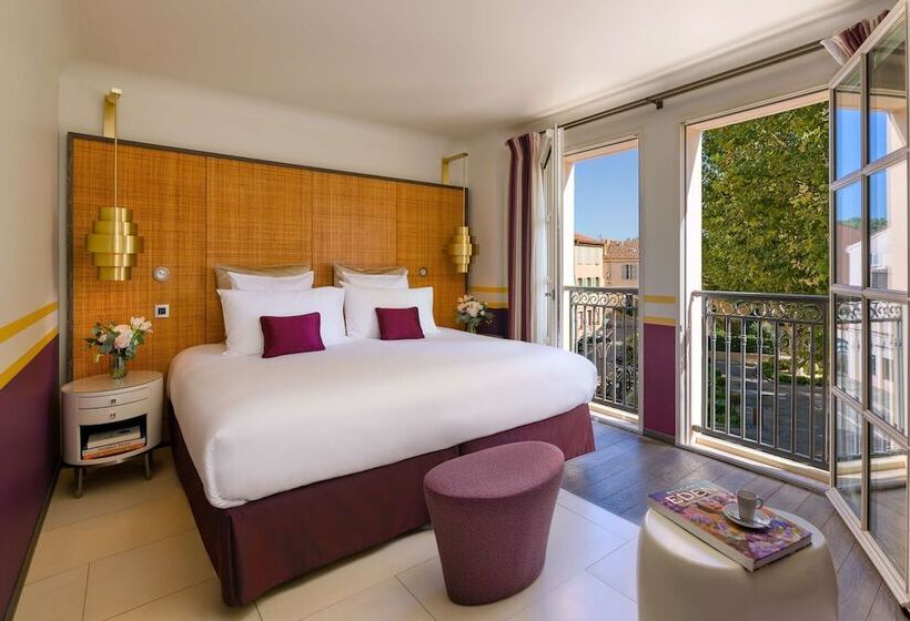 프레스티지 스위트, De Paris Sainttropez