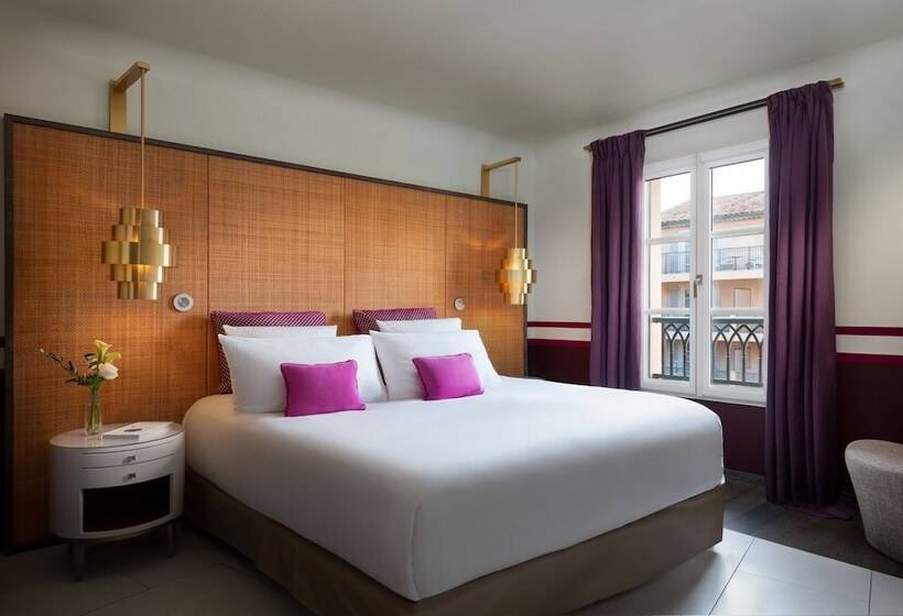 Suite met Terras, De Paris Sainttropez