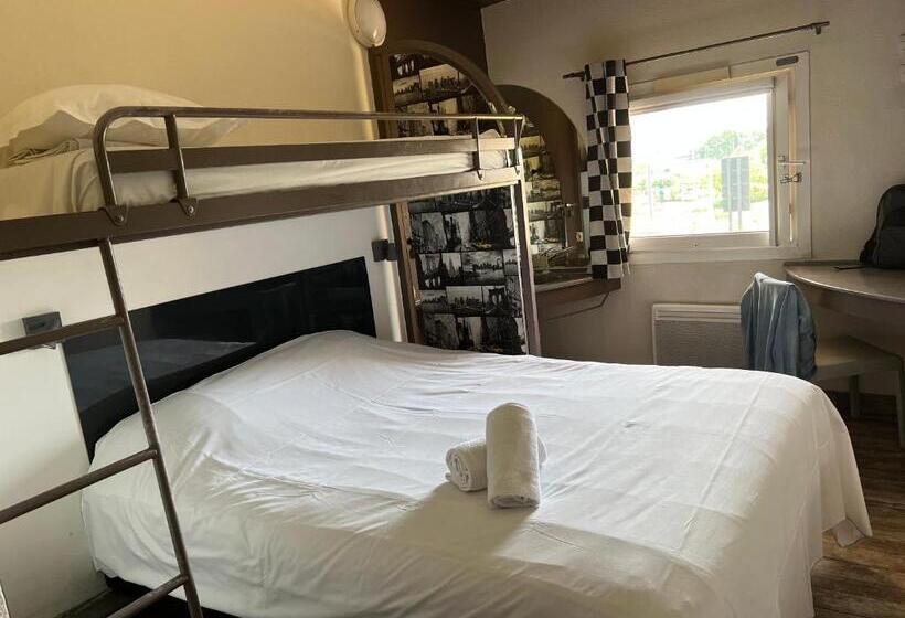 Номер Стандарт, Egg Hôtel Sarcelles