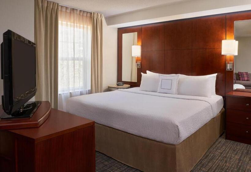 Студия Стандарт Кровать Куин, Residence Inn By Marriott Gravenhurst Muskoka Wharf