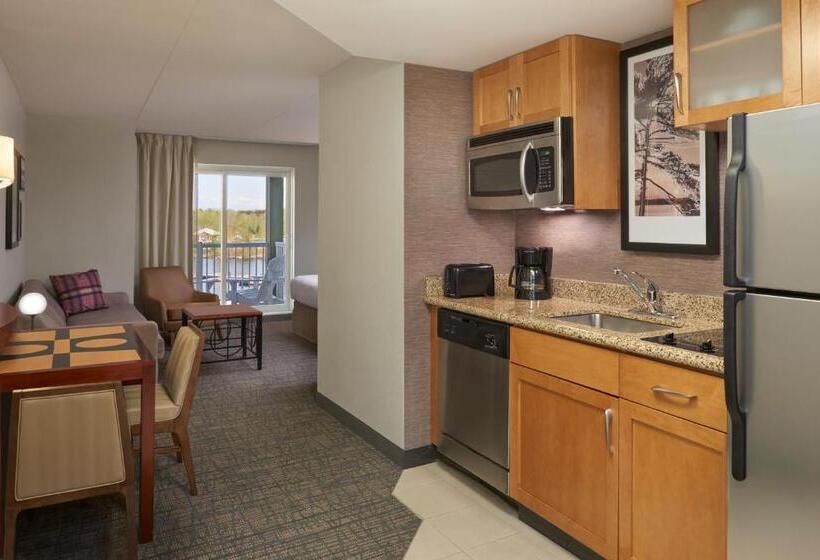 إستوديو قياسى سرير ملكى, Residence Inn By Marriott Gravenhurst Muskoka Wharf