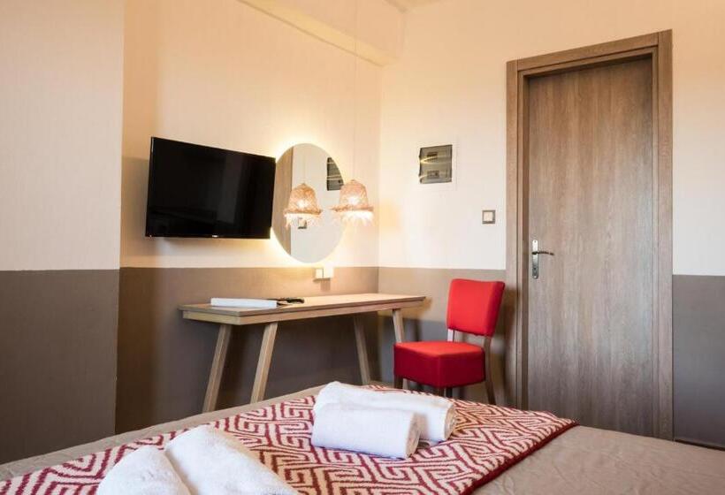Студио Economy, Asteris Village