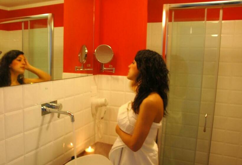 سوییت جونیور, Aquae Sinis Albergo Diffuso