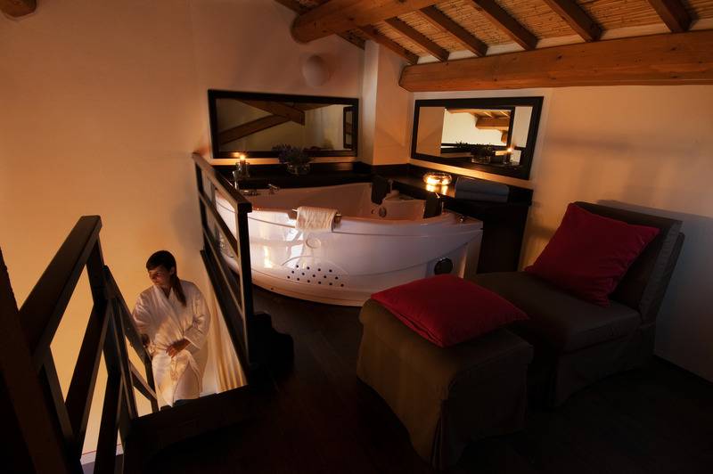 سوییت جونیور, Aquae Sinis Albergo Diffuso