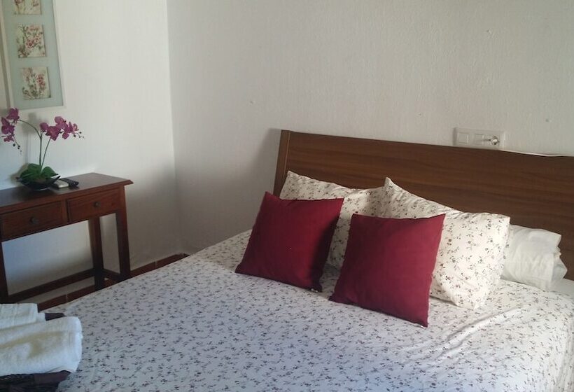 スタンダードトリプルルーム, Hostal Rural La Plata Parking Incluido
