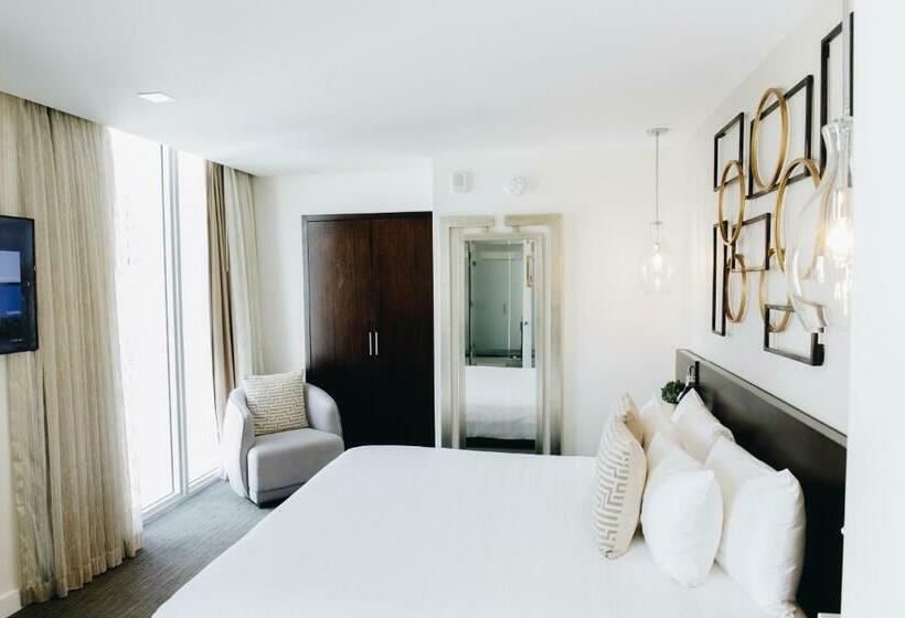 Deluxe-huone King-vuode Kaupunkinäkymä, Iberostar Waves Berkeley Shore