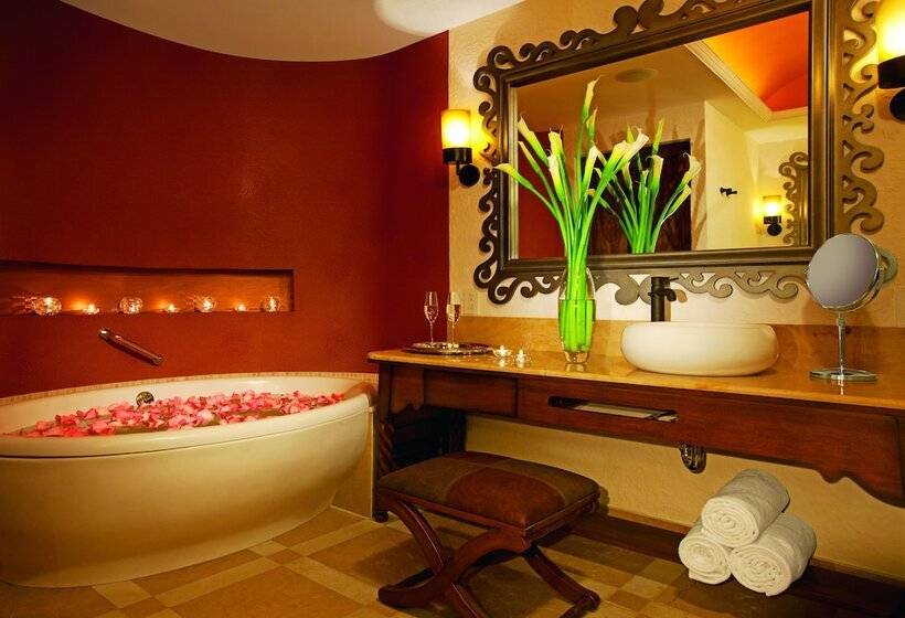 クラブジュニアスイート, Secrets Puerto Los Cabos Golf & Spa18+