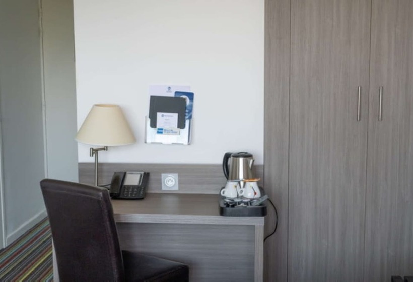 Номер Superior Вид на Парк, Best Western Hôtel Des Thermes   Balaruc Les Bains Sète