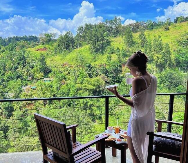Четырехместный Номер Стандарт, Riverbank Resort Gampola