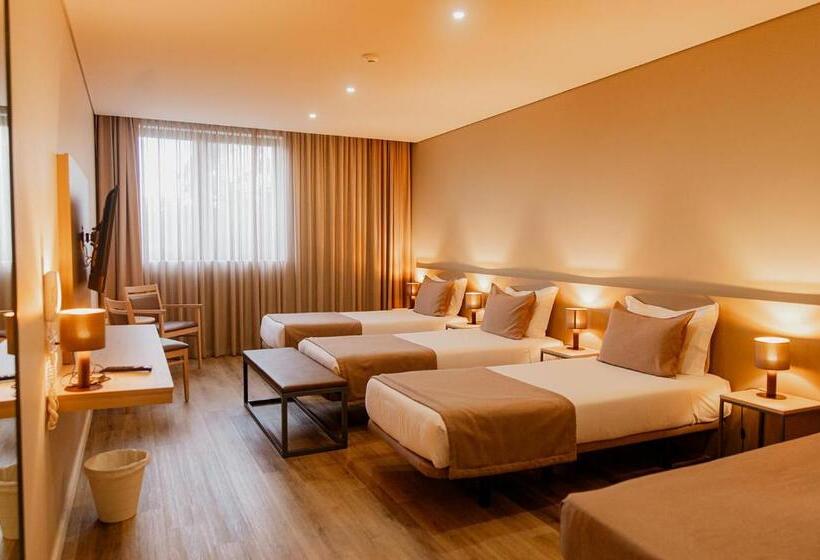 Номер Стандарт Трехместный, Meu Hotel Porto Gandra