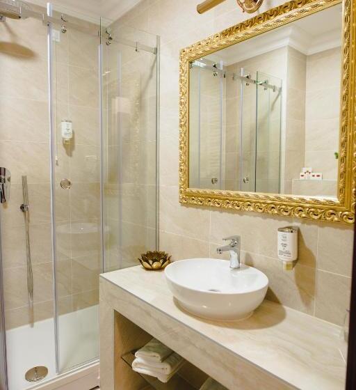 اتاق سوپریور سه تخته, Integra Banja Luka