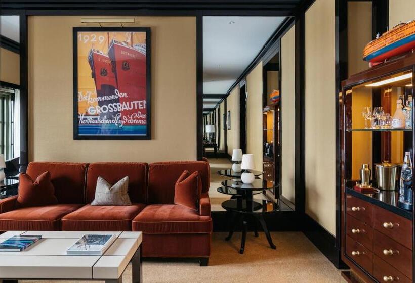 سوئیت با چشم‌انداز رودخانه, Casa Cipriani New York