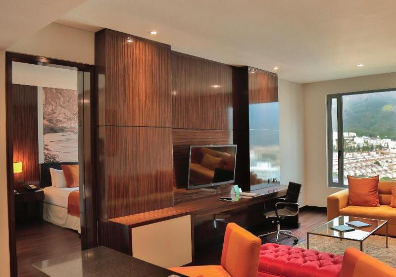 스위트, Holiday Inn Bucaramanga Cacique, An Ihg