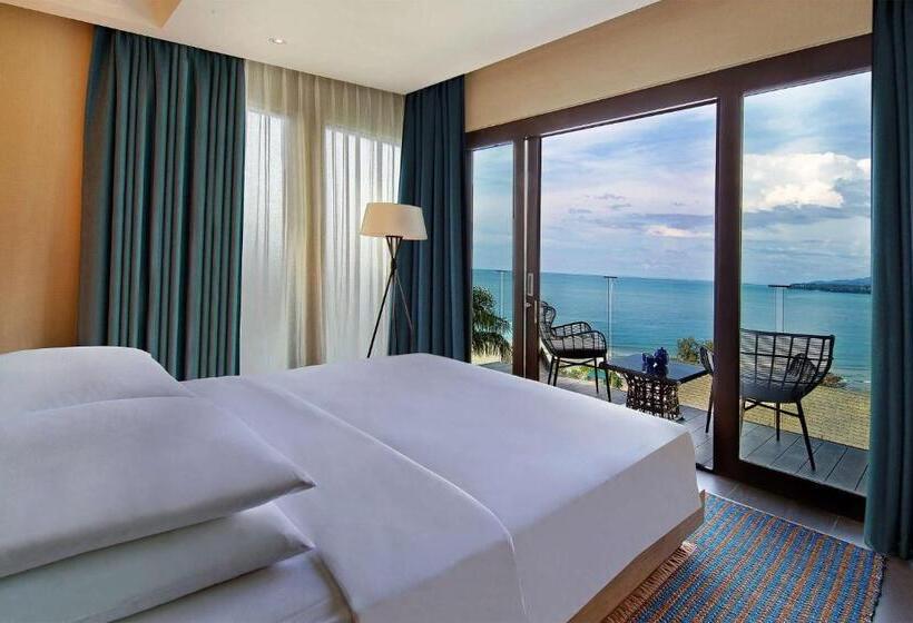 キングサイズベッドのスイートルーム, Hyatt Regency Phuket Resort