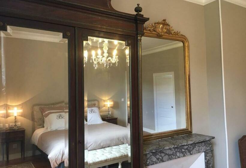 اتاق لوکس با تخت بزرگ, Chateau Vary