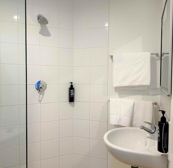 اتاق کلاسیک سه تخته, Ibis Budget Sydney Airport