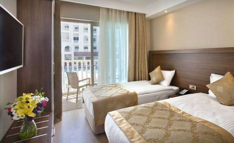 اتاق خانوادگی, Oz Hotels Side Premium