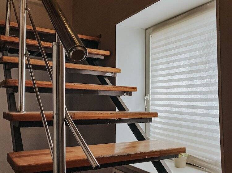 استودیوی استاندارد, Minima Kitay Gorod