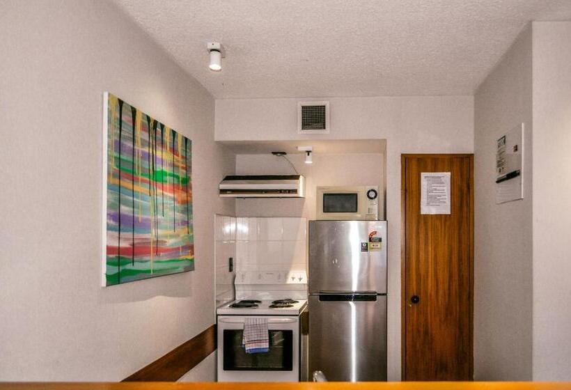 스탠다드 스튜디오, The Lofts Apartments