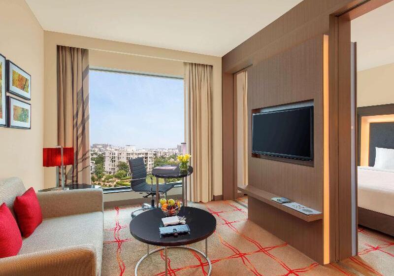 سوییت جونیور اجرایی, Novotel Ahmedabad