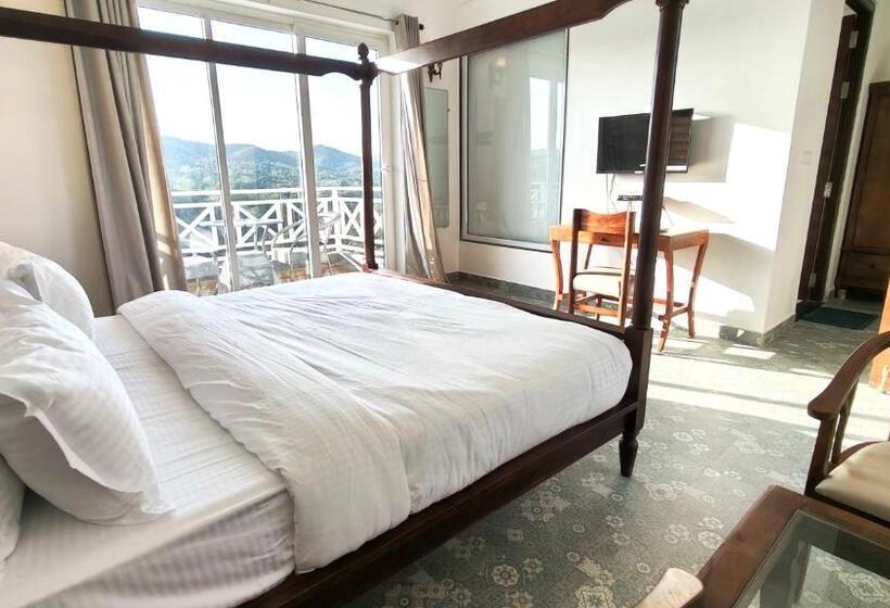 豪华房间, The Sky Imperial Pavoreal Jungle Resort