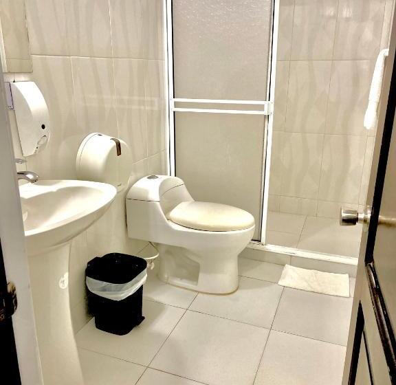 اتاق استاندارد, Parque De Los Novios Inn