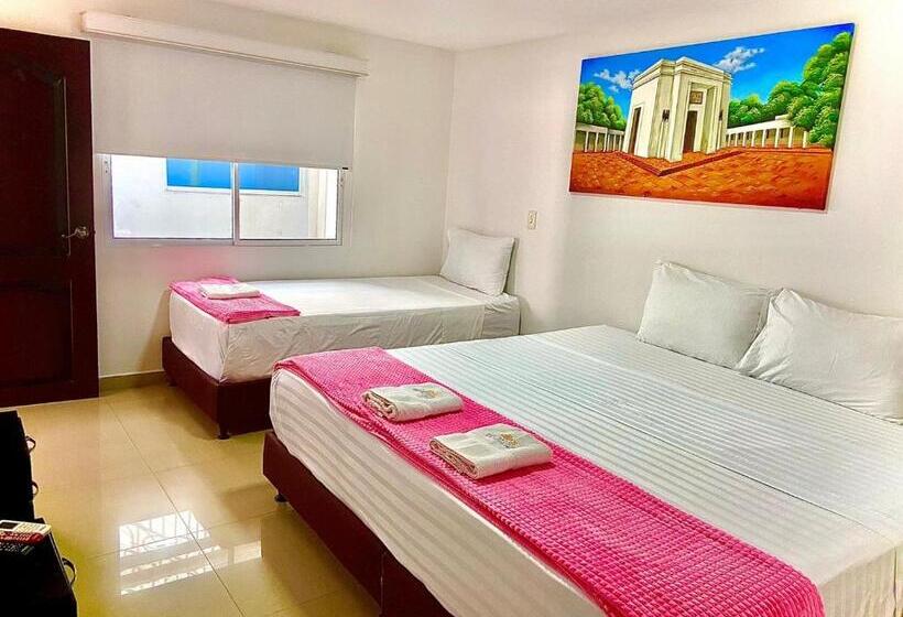 اتاق خانوادگی, Parque De Los Novios Inn