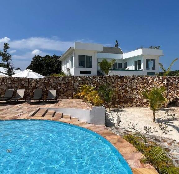 خانه 4 خوابه, You&me Resort