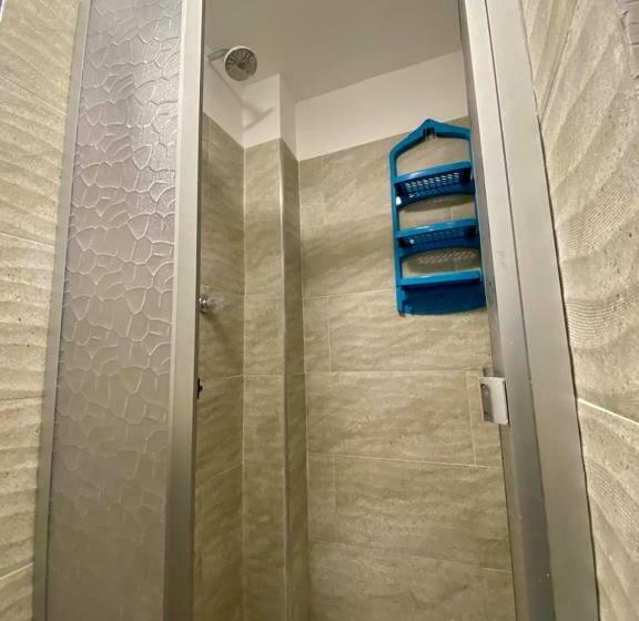 اتاق استاندارد یک نفره, Habitaciones Tipo Hotel Con Terraza