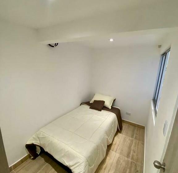 اتاق استاندارد یک نفره, Habitaciones Tipo Hotel Con Terraza